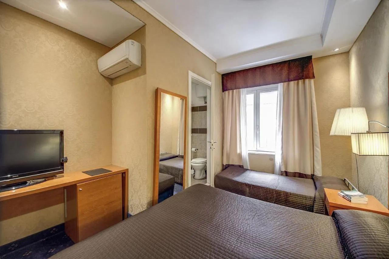 939 Hotel Řím 3*,  Itálie